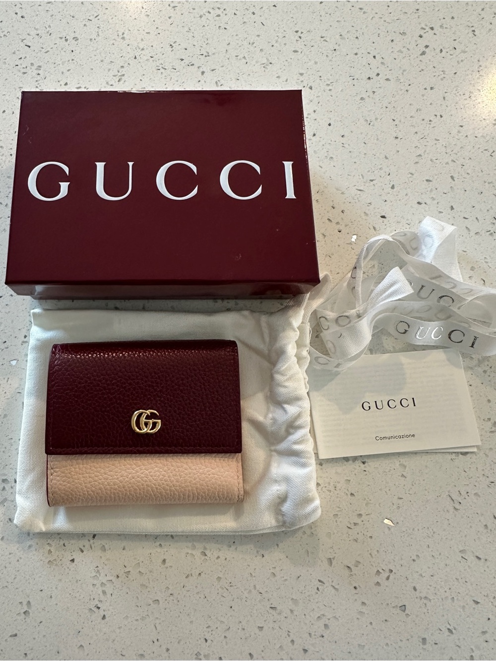 Gucci wallet 💕 great condition